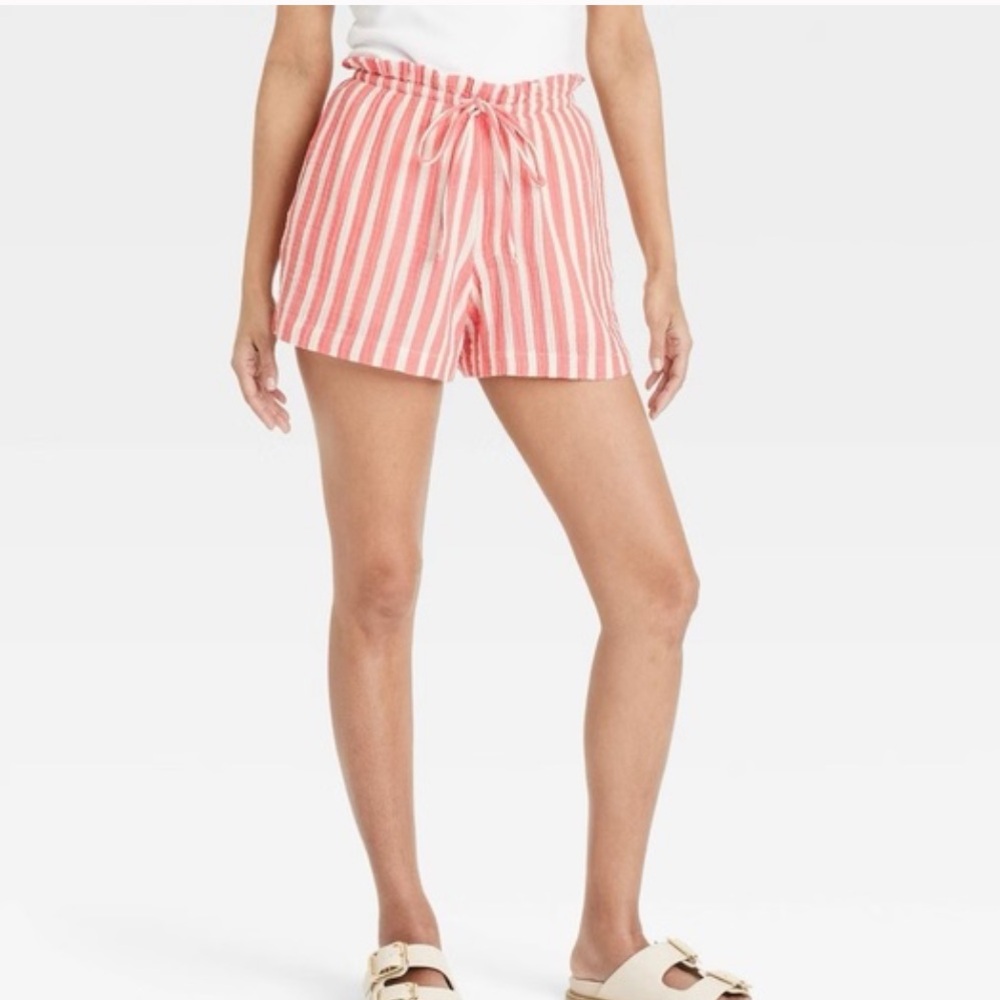 Universal Thread Striped Pink Women's Shorts